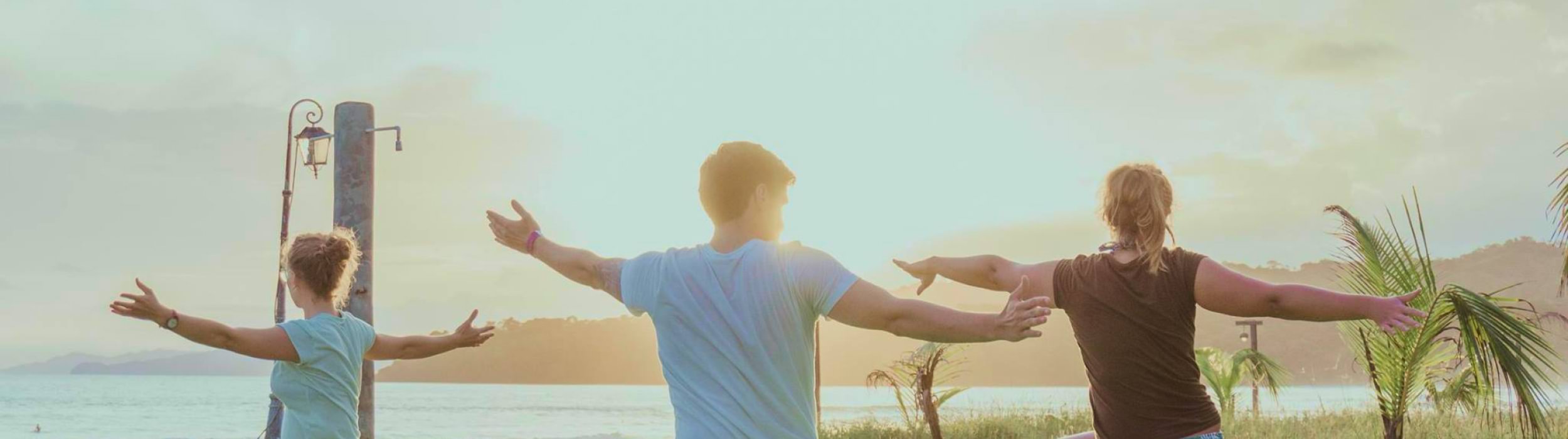 How to Choose the Best Surfing and Yoga Retreat